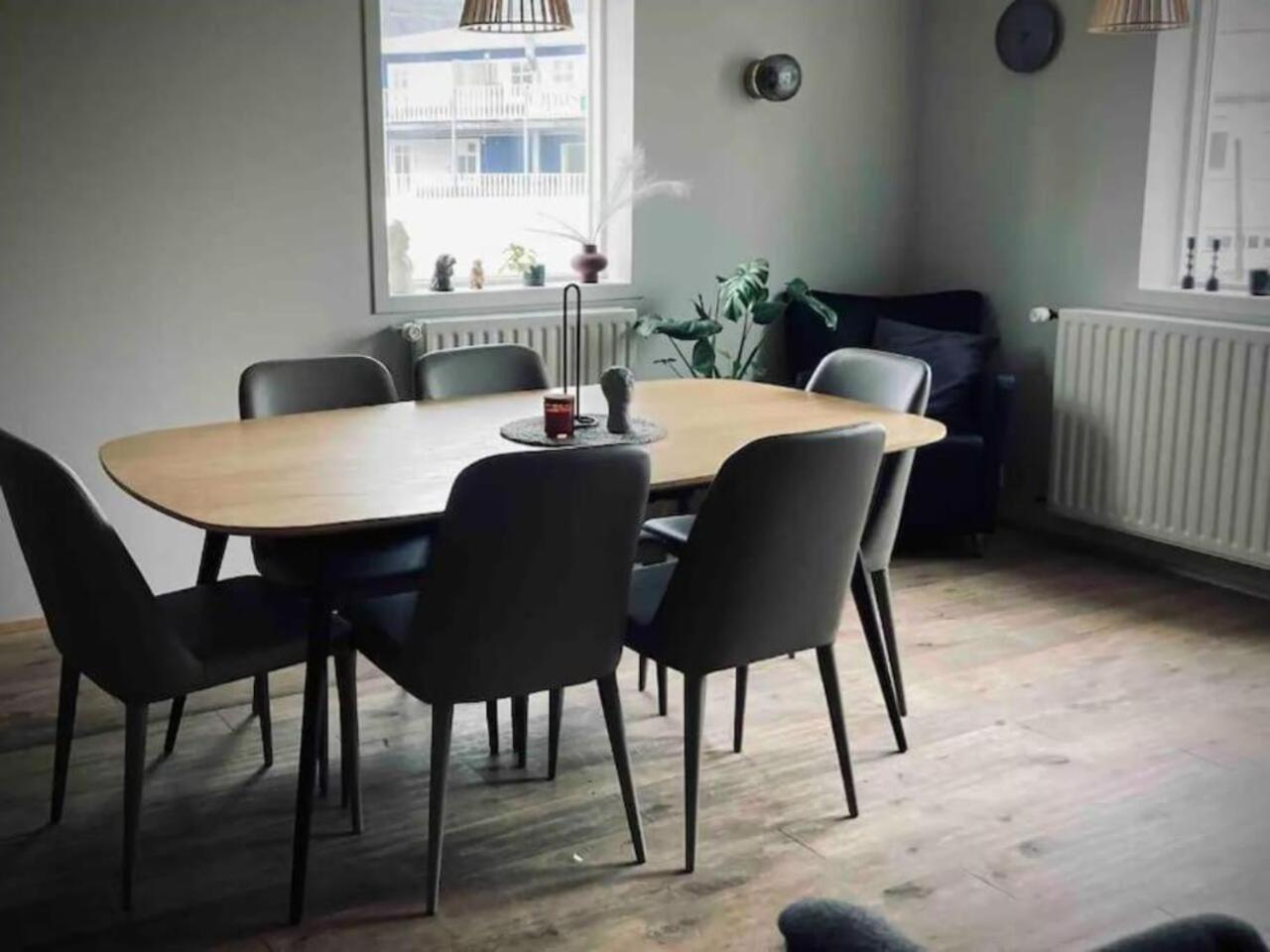 G10 Apartments آكيورِيْري المظهر الخارجي الصورة
