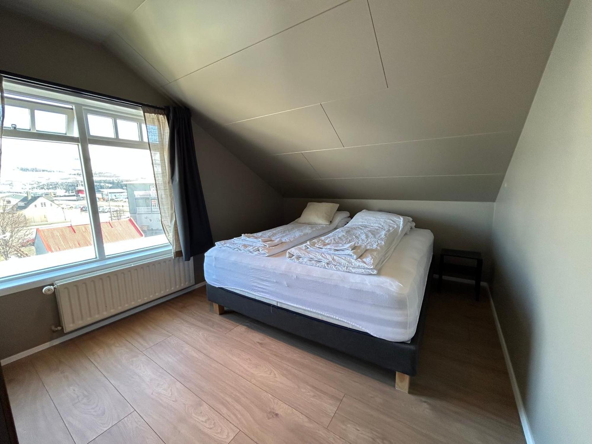 G10 Apartments آكيورِيْري المظهر الخارجي الصورة